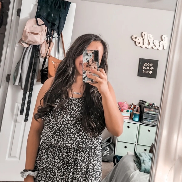 Leopard Romper - Picture 2 of 5